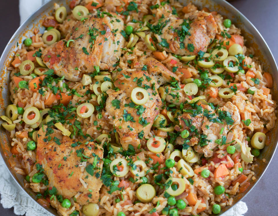 Traditional Mexican Arroz Con Pollo Recipe With Green Olives traditional-mexican-arroz-con-pollo-recipe-with-green-olives