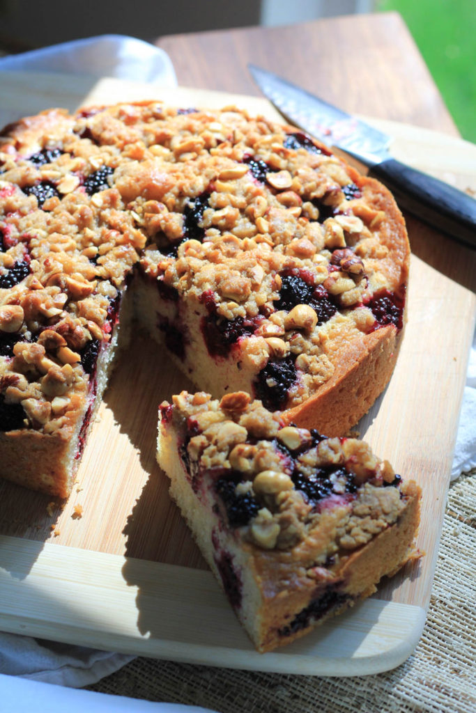 Blackberry Buckle with Hazelnut Crumb