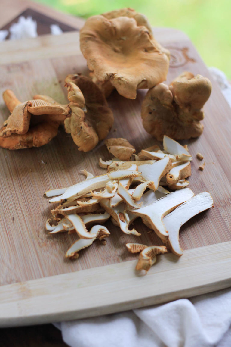 Linguine with Bacon, Kale, and Chanterelles Recipe