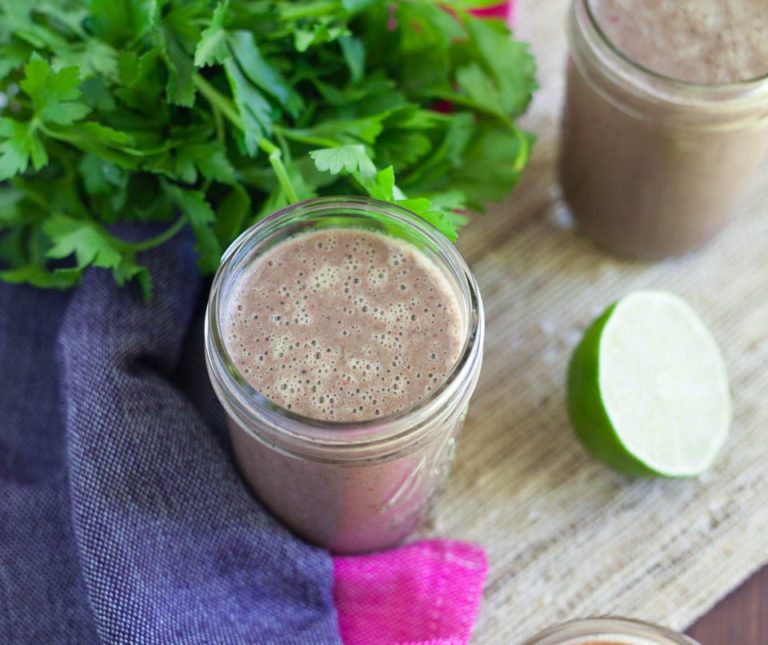 Healthy Fresh Berry Lime Parsley Smoothie Recipe