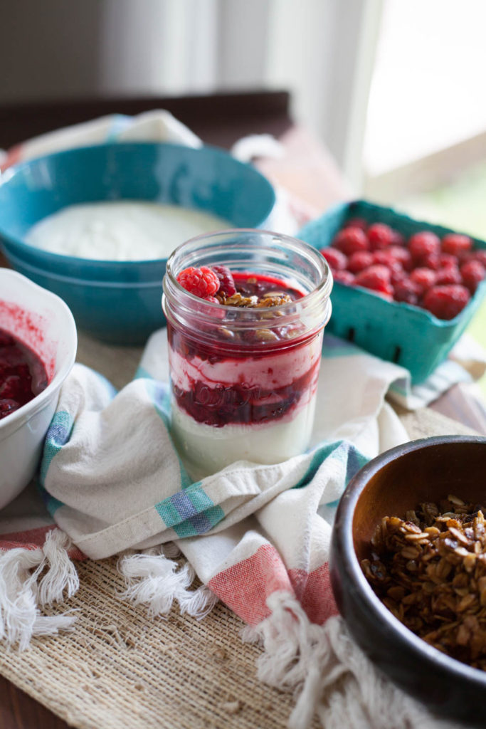 Mixed Berry Yogurt Parfaits