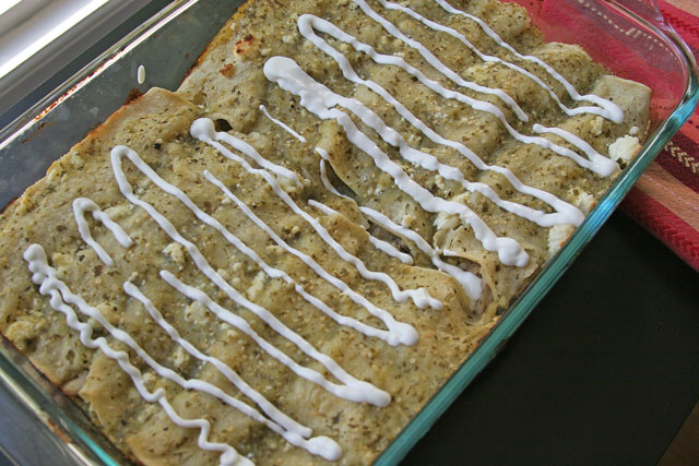 Enchiladas con Salsa Verde