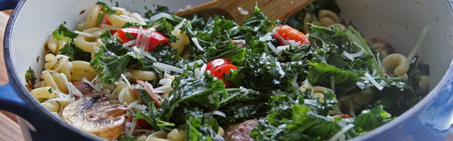 Kale, Mushroom, and Bell Pepper Pasta with Parmigiano and Olive Oil