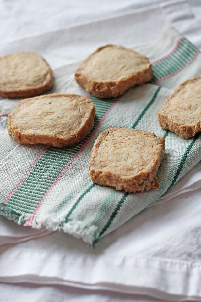 Vanilla Bean Shortbread Cookies