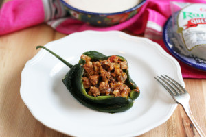Chiles en Nogada-Chilies in Walnut Sauce