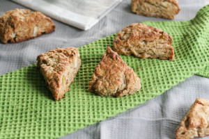 Apple Cinnamon Scones