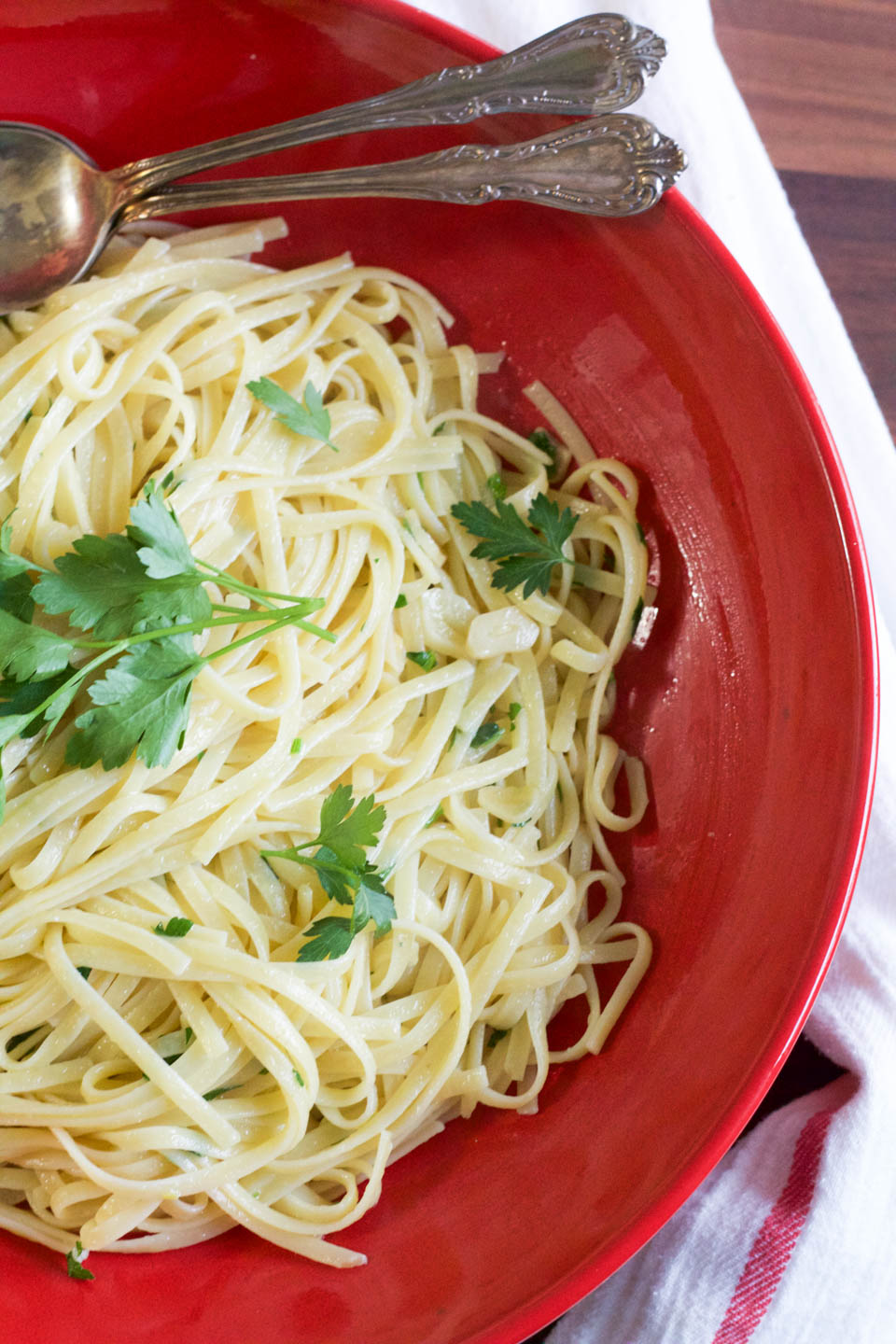 Simple Garlic Olive Oil Linguine - not just baked