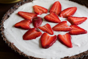Strawberry Mascarpone Chocolate Dough Tart
