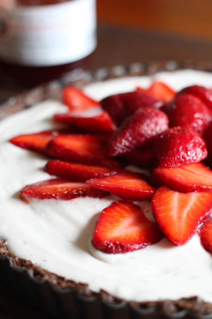 Strawberry Mascarpone Tart with Chocolate Crust