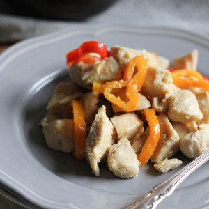 Garlic Stir Fry Chicken with Sweet Peppers