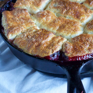 Peach Blackberry Cobbler